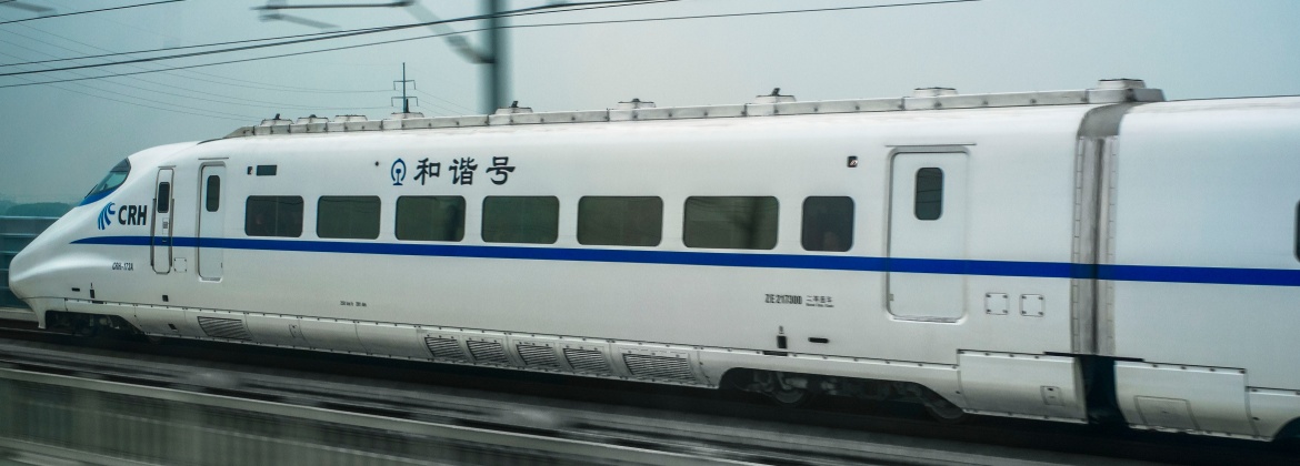 ¼