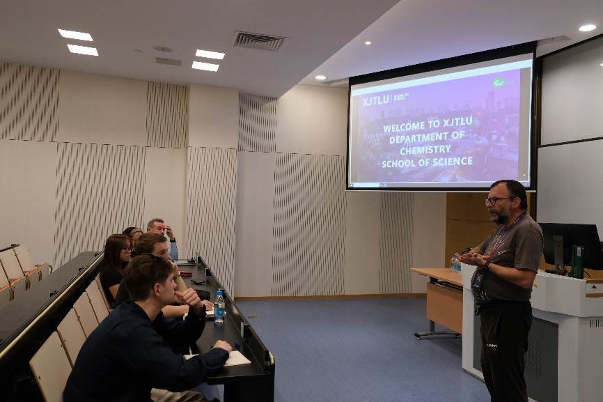 School of Science Welcomes Exchange Students from the University of Liverpool