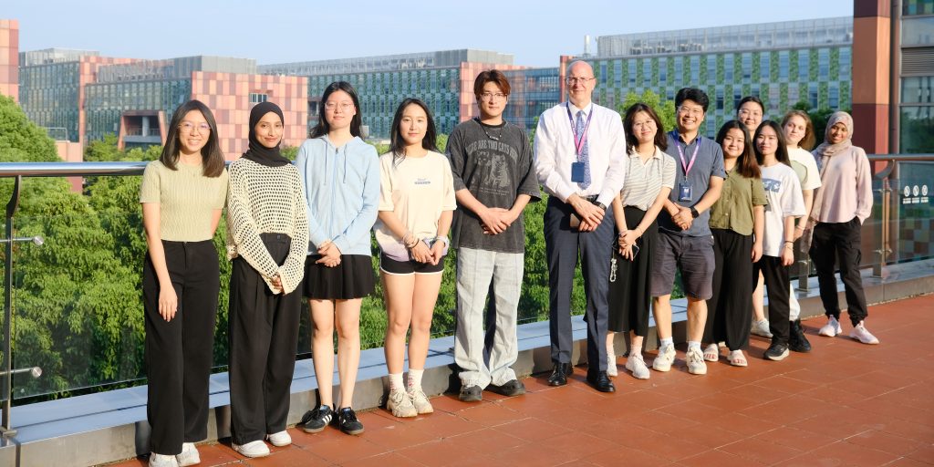 XJTLU Students Conclude Successful Research Exchange at Taylors University