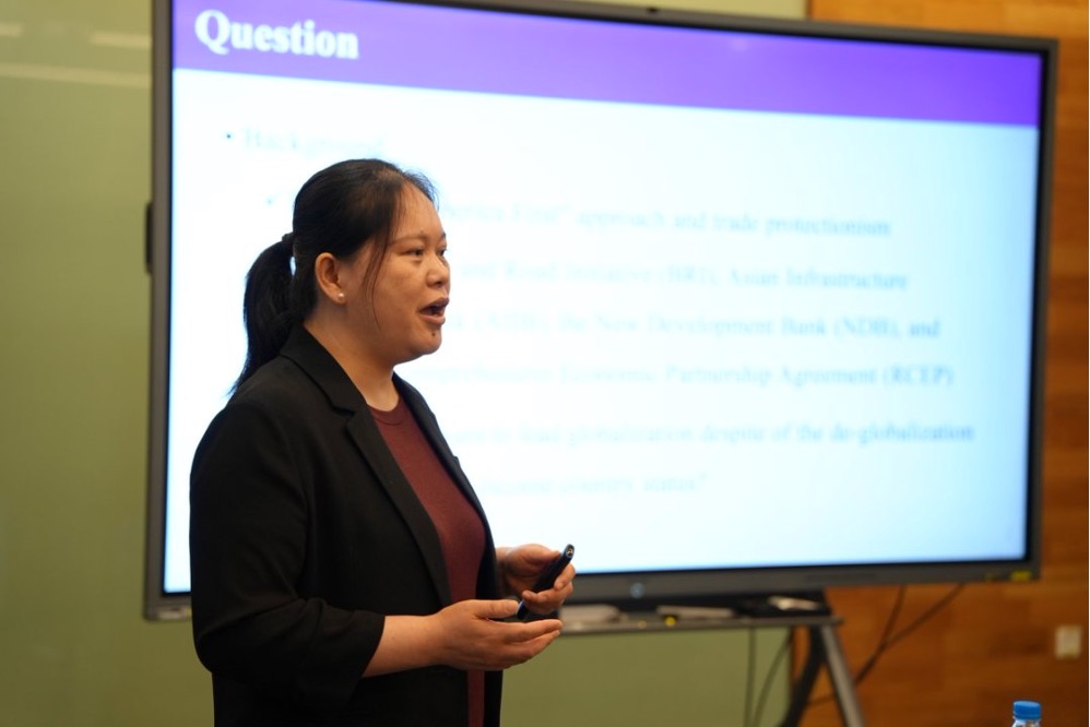 INS Seminar Explores Chinas Role in Shaping Global Economic Leadership
