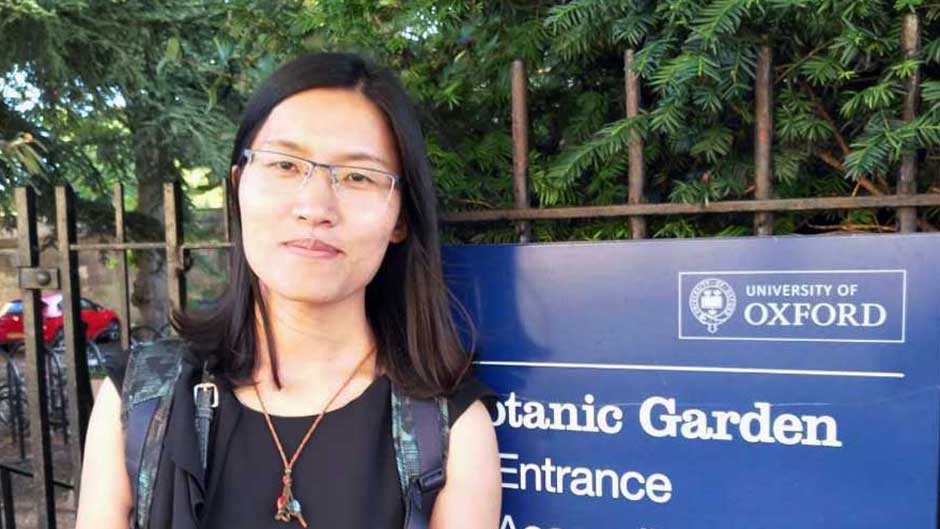 CCTC academic presents on online teaching methods at UK conference
