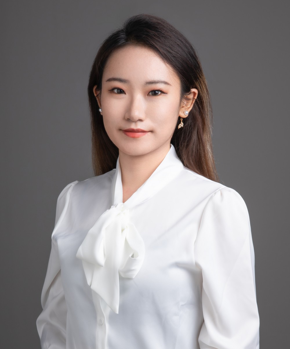 巩芮洁